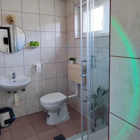 & Sasa 3* Podčetrtek